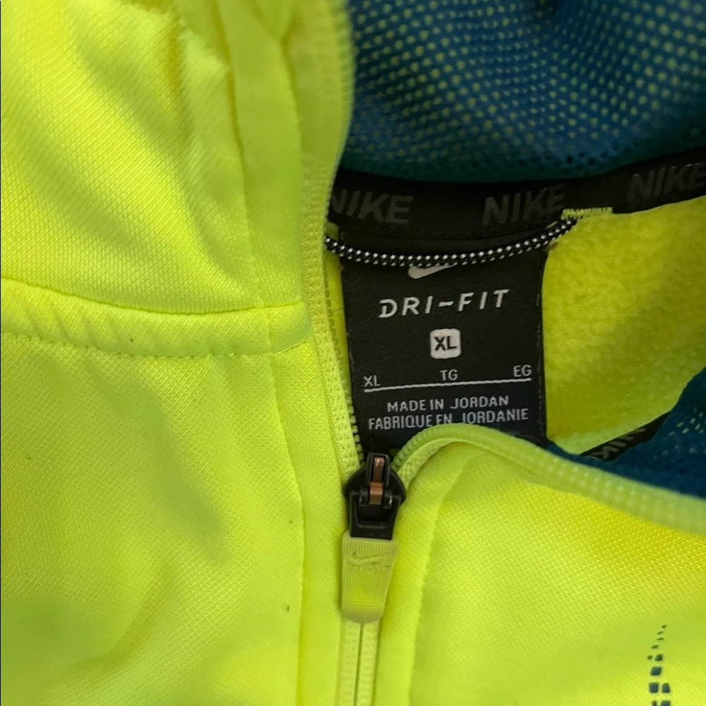 Nike hot yellow jacket youth - Picture 3 of 3